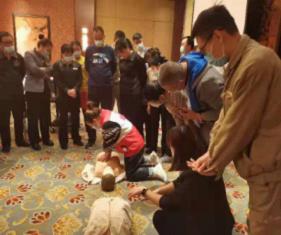 满洲里市红十字会开展酒店从业人员 应急救护知识培训
